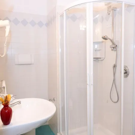 안티카 페니체 3*