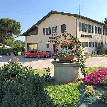 Antica Fenice كامبالتو