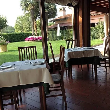 Antica Fenice فندق 3*